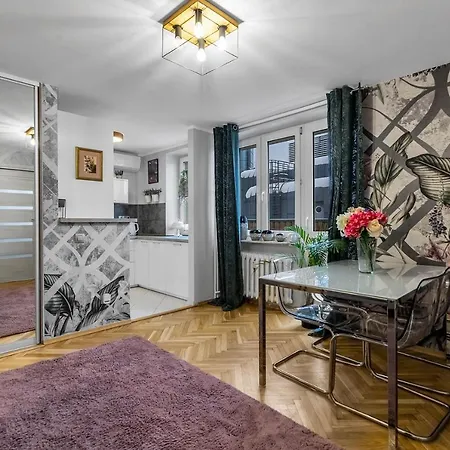 2-bedroom - Balcony, View, Location - By Rentujemy Apartment *