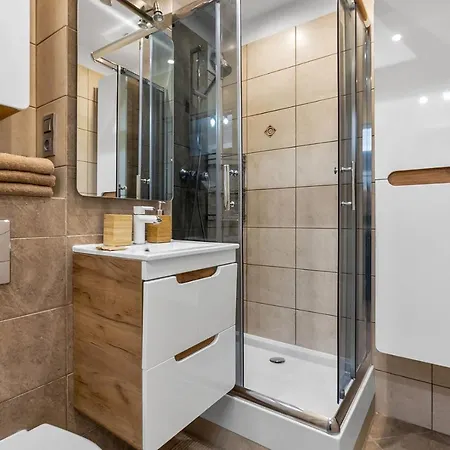 2-bedroom - Balcony, View, Location - By Rentujemy Apartment